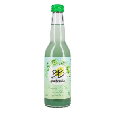 La kombucha est une boisson pétillante à base de thé fermenté, aromatisée pomme menthe spiruline La kombucha est une boisson pétillante à base de thé fermenté, aromatisée pomme menthe spiruline